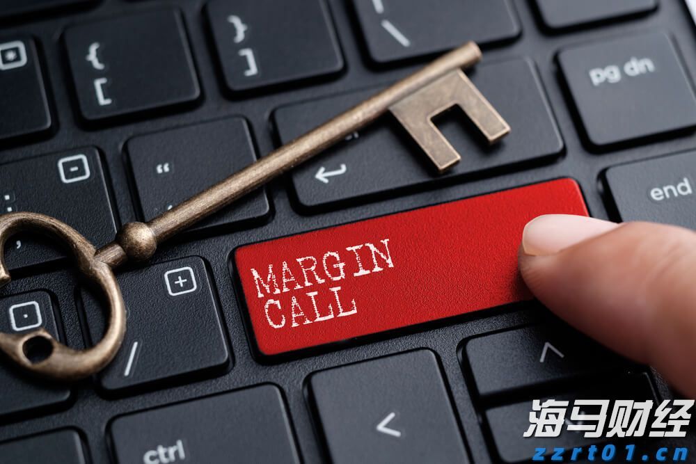 暑期珠海口岸现“入境游”“港澳游”客流双高峰